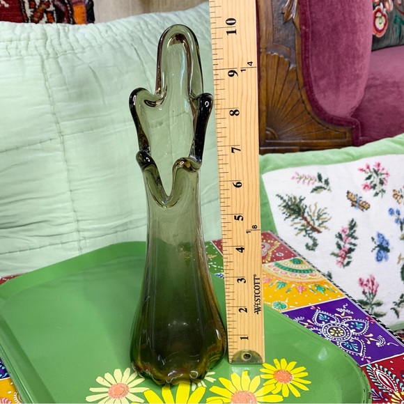 Smokey Glass Stretch Vase - Picture 2 of 6